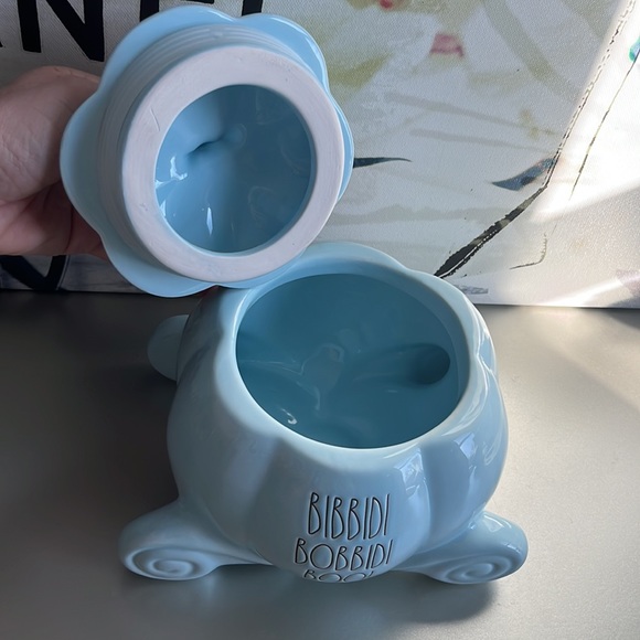 Rae Dunn Blue Pumpkin Container with Yellow Lid - Picture 5 of 8